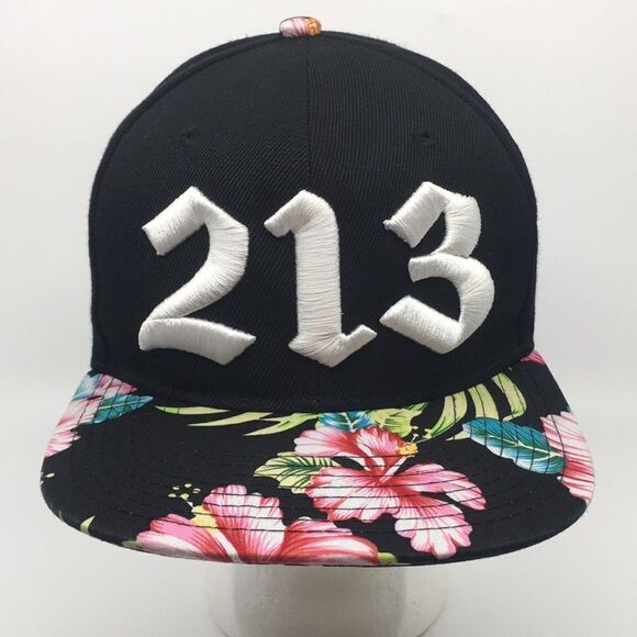 KORE Black and Floral Cap / Hat SnapBack 213 embroidery - Picture 1 of 15